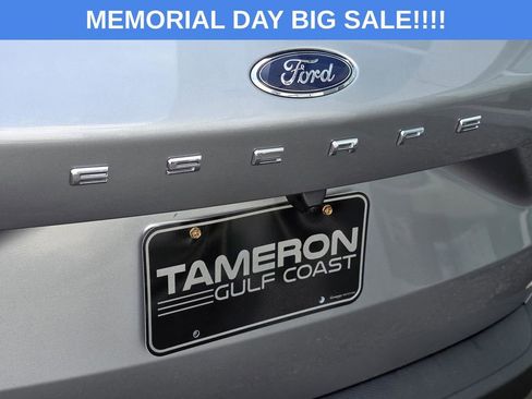 Used 2024 Ford Escape Active w/ Cold Weather Package FWD image 32