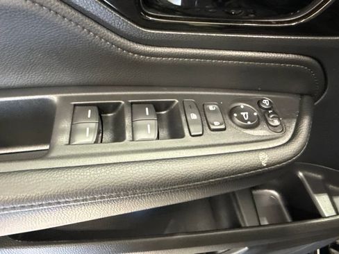 Used 2025 Honda Odyssey Elite image 27
