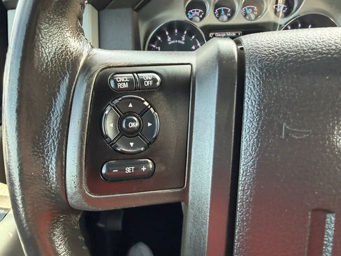 Used 2016 Ford F250 Lariat w/ Lariat Ultimate Package AWD/4WD image 26