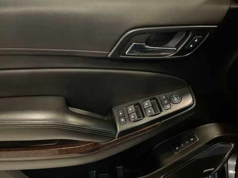 Used 2019 GMC Yukon XL SLT w/ Open Road Package image 13