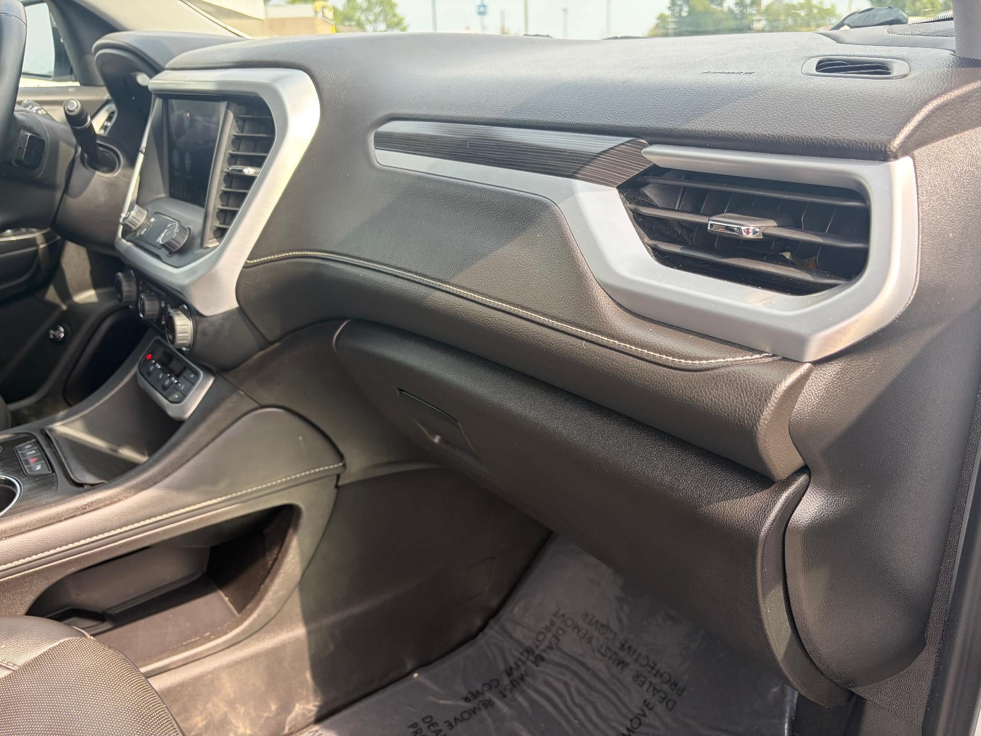 Used 2023 GMC Acadia SLT FWD image 41