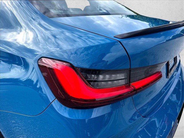 Used 2025 BMW M3 w/ M Carbon Exterior Package RWD image 30