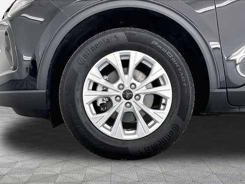 Certified 2024 Ford Escape Active AWD/4WD image 9