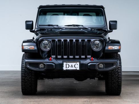 Used 2023 Jeep Gladiator Rubicon w/ Safety Group AWD/4WD image 2