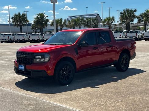 Used 2023 Ford Maverick XLT w/ Black Appearance Package image 2
