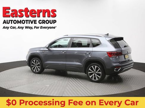 Used 2022 Volkswagen Taos SE FWD image 60