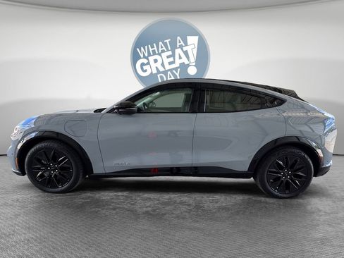 Used 2024 Ford Mustang Mach-E Premium AWD/4WD image 7
