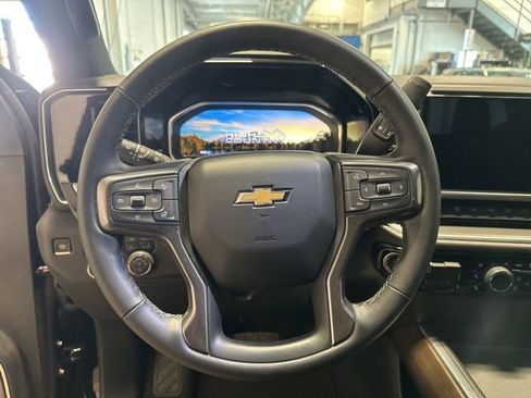 Used 2025 Chevrolet Silverado 3500 High Country w/ High Country Premium Package image 18