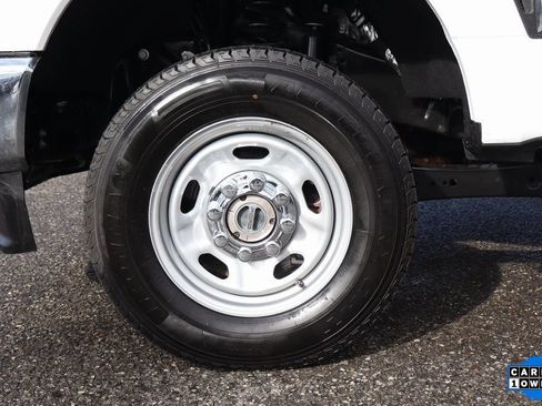Used 2023 Ford F250 XL w/ Snow Plow/Camper Package AWD/4WD image 45