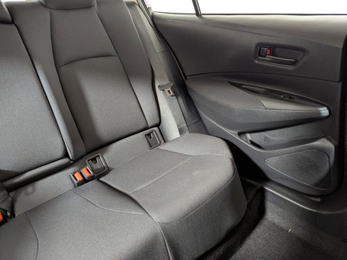 Used 2022 Toyota Corolla LE image 33