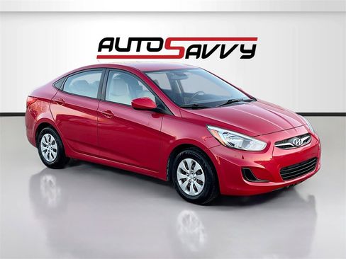 Used 2017 Hyundai Accent SE image 1