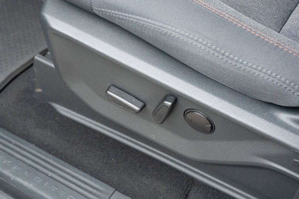 Used 2025 Ford Expedition Max Active RWD image 18