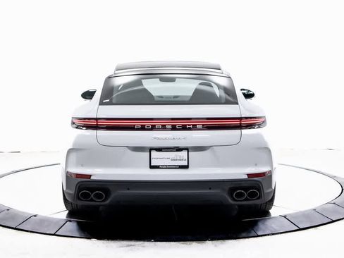 Certified 2024 Porsche Panamera 4 image 6