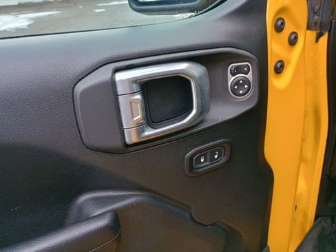 Used 2019 Jeep Wrangler Unlimited Rubicon image 26