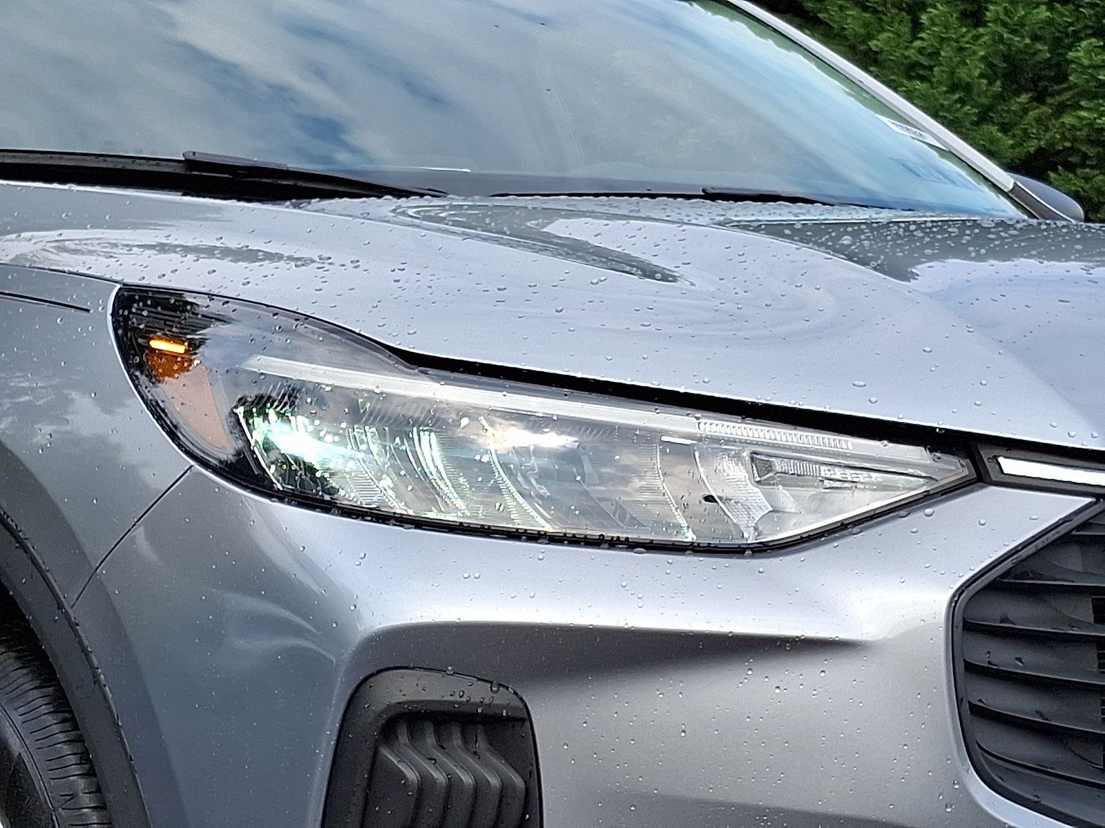 Certified 2023 Ford Escape Active AWD/4WD image 9
