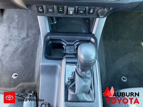 Certified 2022 Toyota Tacoma TRD Off-Road w/ Technology Package AWD/4WD image 46