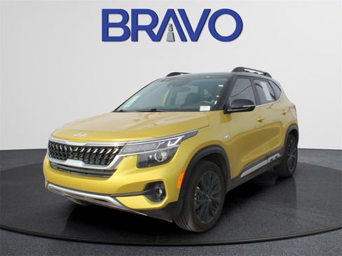 Used 2023 Kia Seltos Nightfall Edition image 1