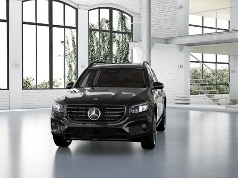 New 2026 Mercedes-Benz GLB 250 4MATIC image 42