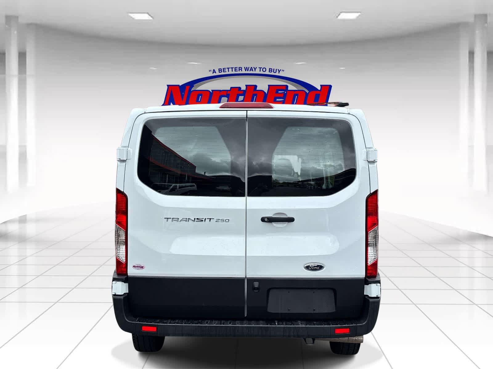Used 2025 Ford Transit 250 Low Roof w/ Exterior Upgrade Package RWD image 4