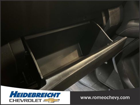 Used 2023 GMC Yukon XL AT4 w/ AT4 Premium Package image 30