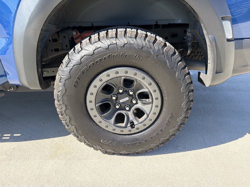 Used 2022 Ford F150 Raptor w/ Equipment Group 801A High AWD/4WD image 9