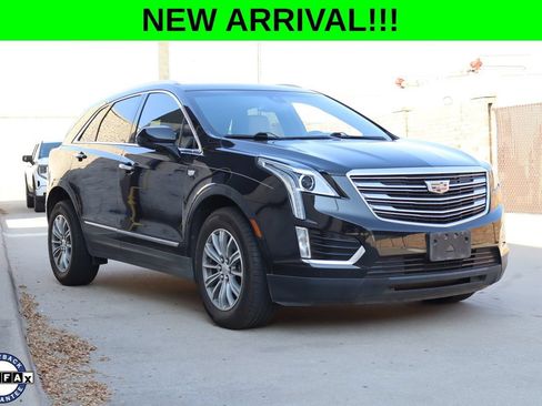 Used 2017 Cadillac XT5 Luxury w/ Driver Awareness Package FWD image 1