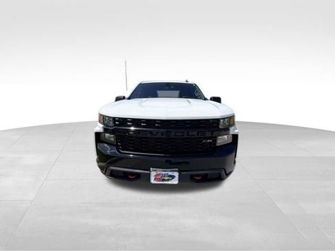 Used 2020 Chevrolet Silverado 1500 Custom Trail Boss w/ Custom Convenience Package AWD/4WD image 2