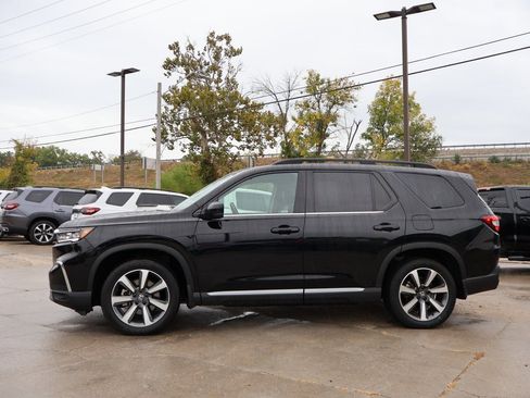 Certified 2023 Honda Pilot Elite image 4