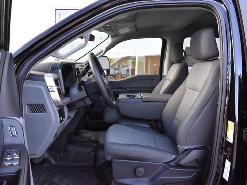 New 2025 Ford F250 XL w/ 360-Degree Camera Package image 15