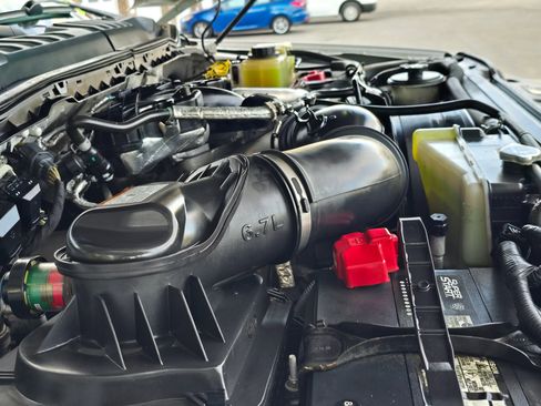 Used 2019 Ford F250 Platinum w/ Platinum Ultimate Package image 48