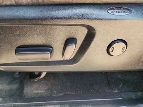 Used 2019 Toyota Tundra SR5 w/ SR5 Upgrade Package RWD image 14