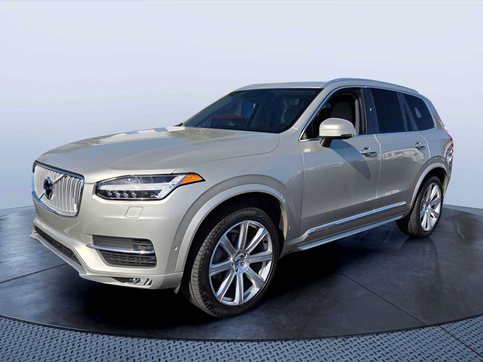 Used 2018 Volvo XC90 T6 Inscription w/ Convenience Package AWD/4WD image 7