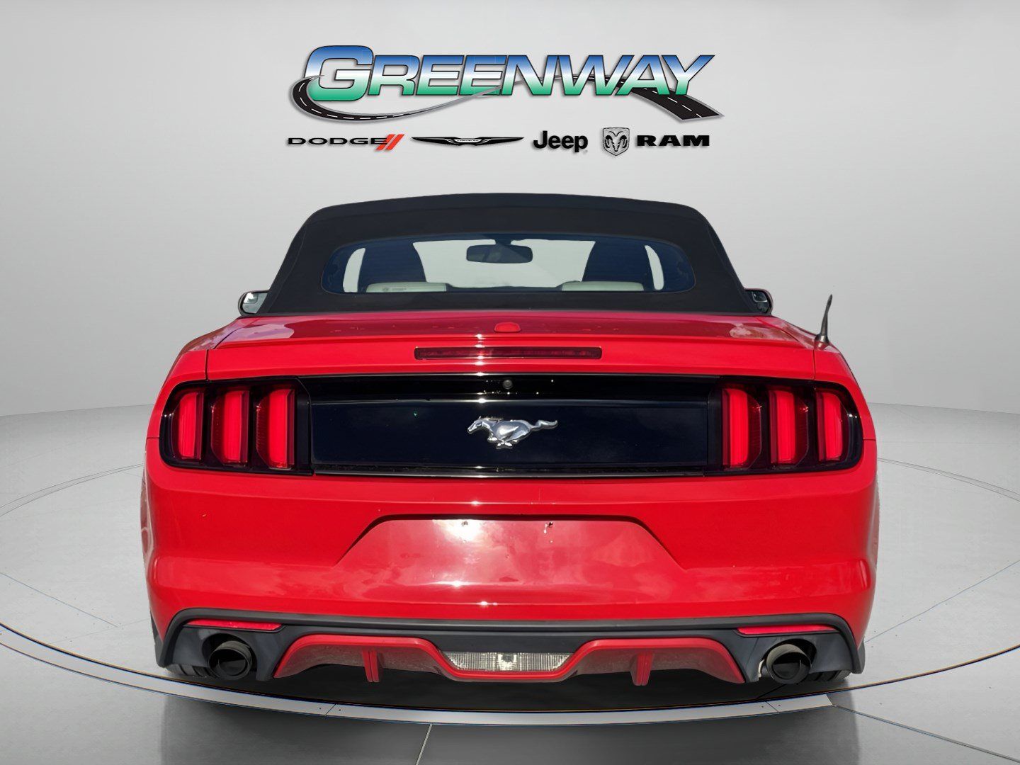 Used 2016 Ford Mustang Premium RWD image 3