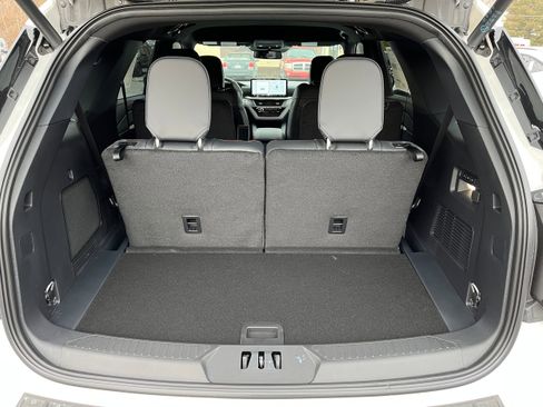 New 2026 Ford Explorer ST image 14