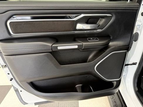 Used 2022 RAM 1500 Laramie AWD/4WD image 20