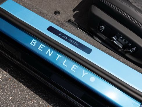 Certified 2025 Bentley Continental GTC AWD/4WD image 30