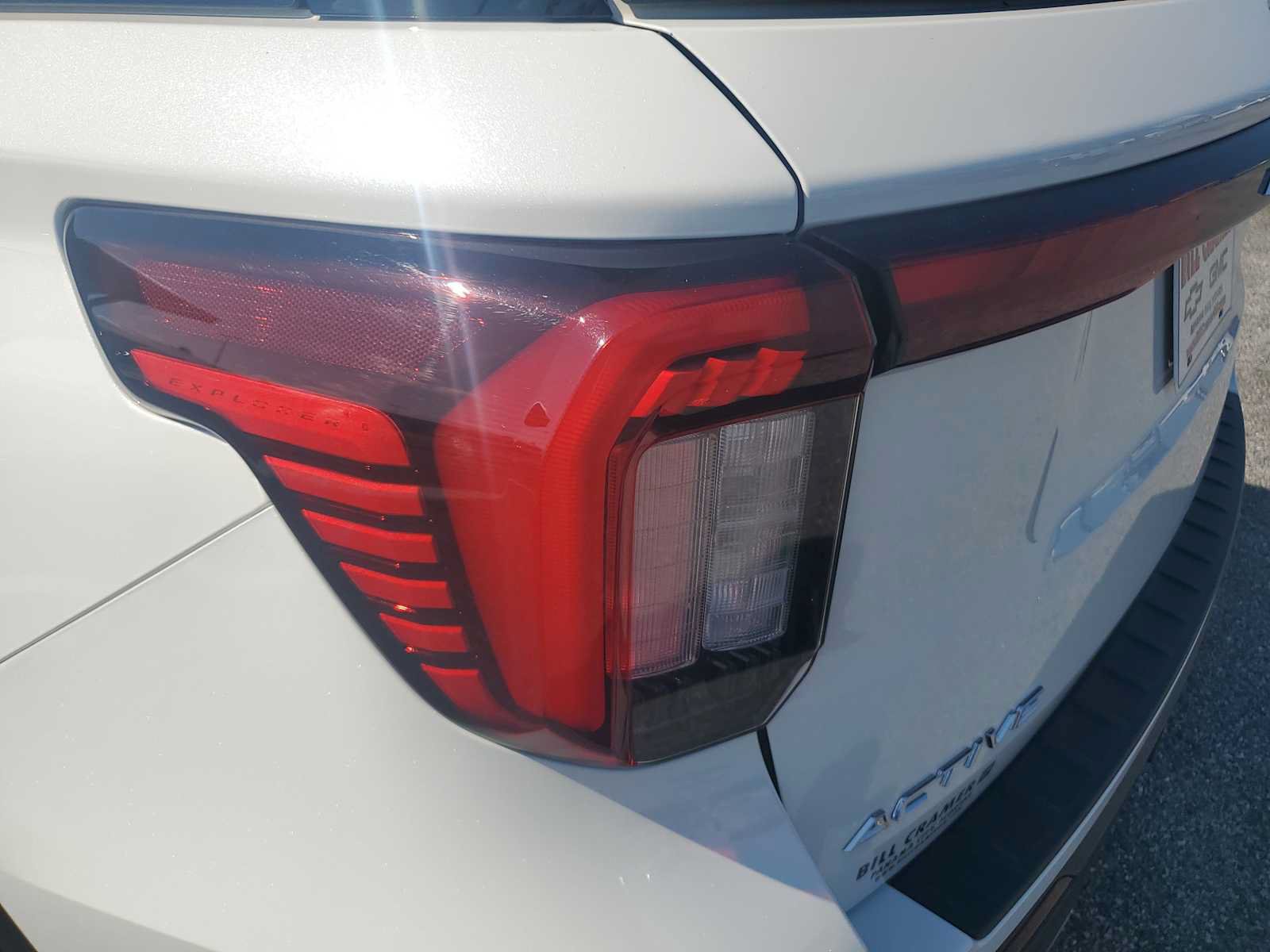 Used 2025 Ford Explorer Active w/ Active Comfort Package RWD image 5