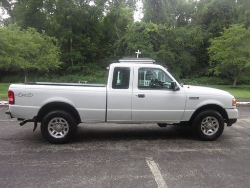 Used 2011 Ford Ranger XLT AWD/4WD image 3