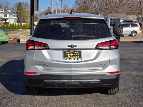 Used 2022 Chevrolet Equinox LT image 4