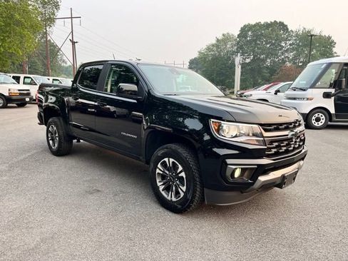 Used 2022 Chevrolet Colorado Z71 w/ Safety Package AWD/4WD image 4