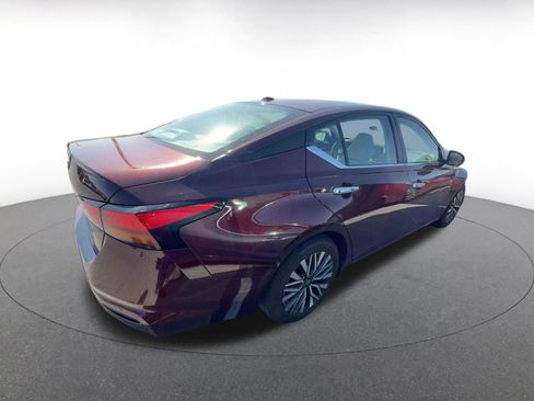 Used 2025 Nissan Altima 2.5 SV image 5