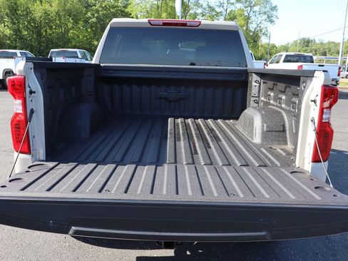 New 2026 Chevrolet Silverado 1500 Custom Trail Boss w/ LPO, Dark Essentials Package AWD/4WD image 23