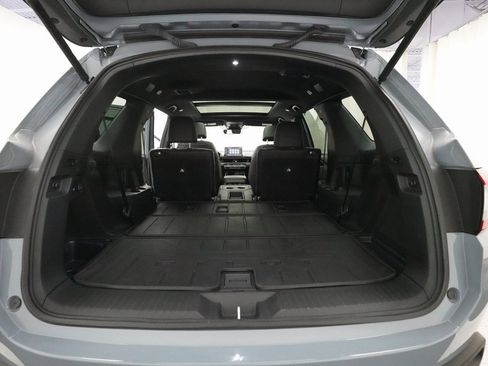 Certified 2025 Honda Pilot Black Edition image 10