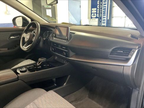 Certified 2023 Nissan Rogue SV AWD/4WD image 14