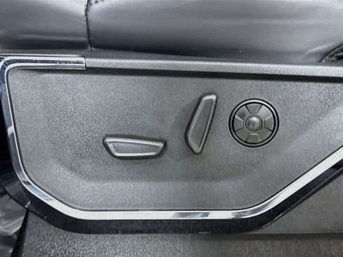 Used 2026 Ford F350 Platinum AWD/4WD image 19