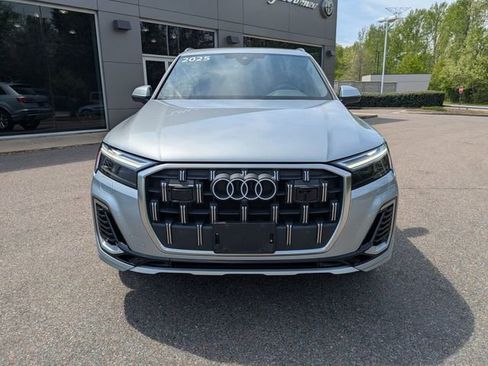 Used 2025 Audi Q7 3.0T Premium Plus AWD/4WD image 11