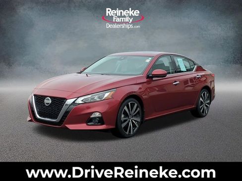 Used 2021 Nissan Altima 2.5 Platinum image 1