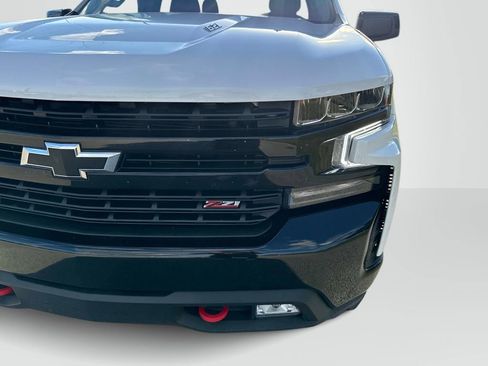 Used 2022 Chevrolet Silverado 1500 LT Trail Boss image 7