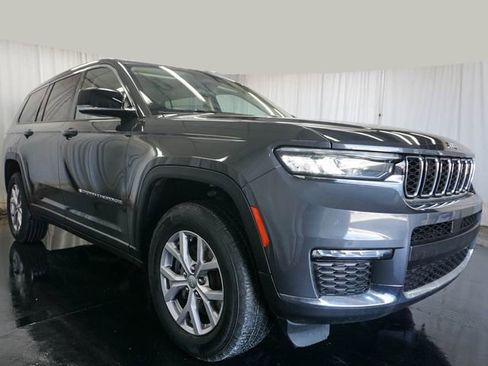 Used 2022 Jeep Grand Cherokee L Limited AWD/4WD image 2