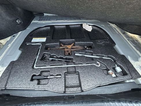 Used 2015 Lexus ES 350 w/ Premium Package image 19